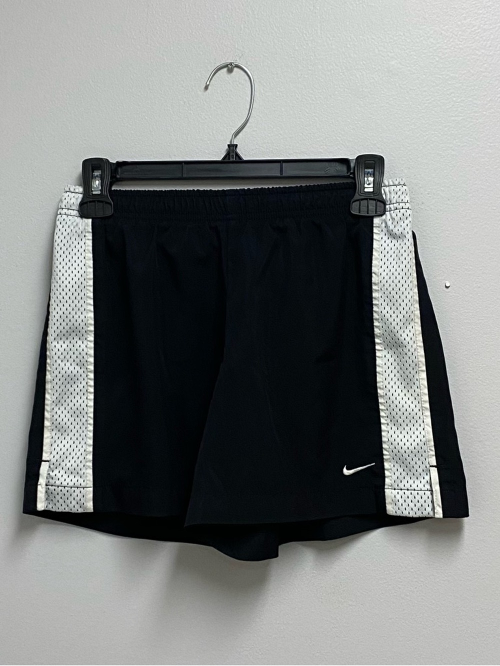 Nike Women’s Black Athletic Shorts with White Side Panels size XS